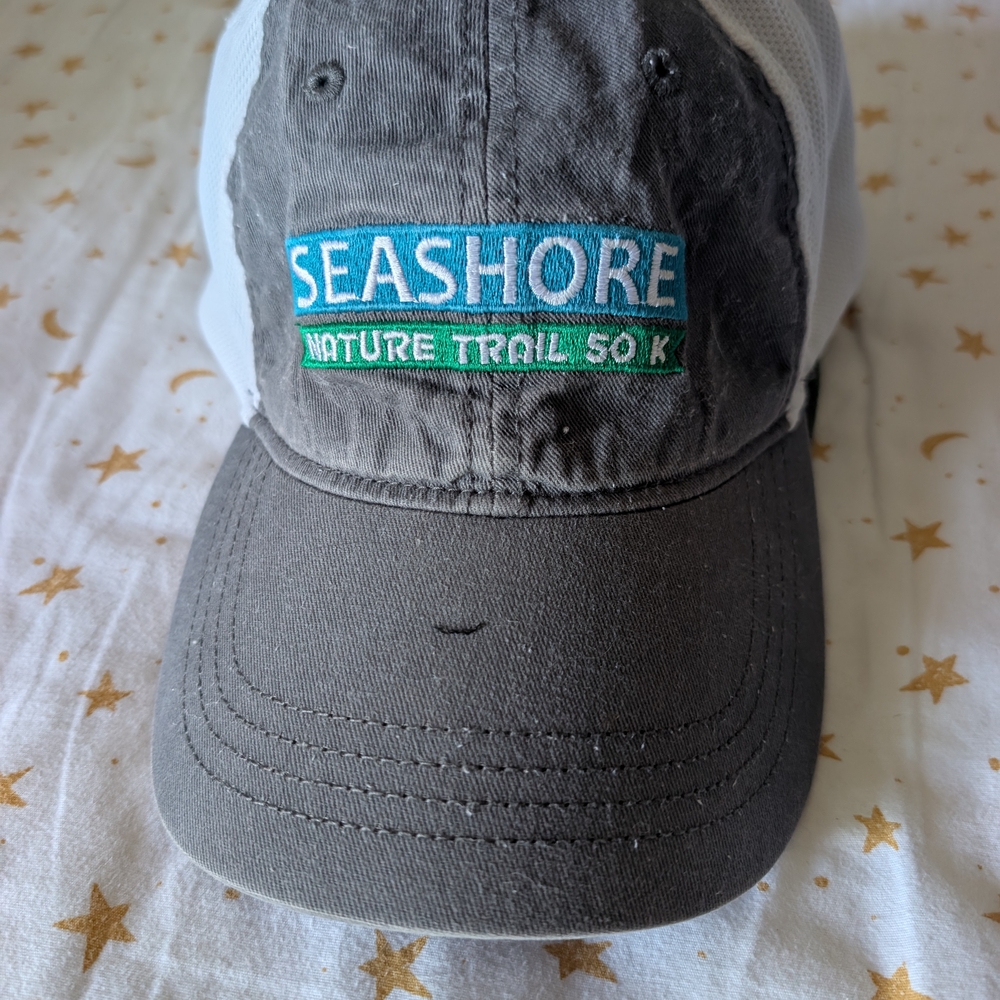 Gray and White Seashore Nature Trail 50k finisher hat